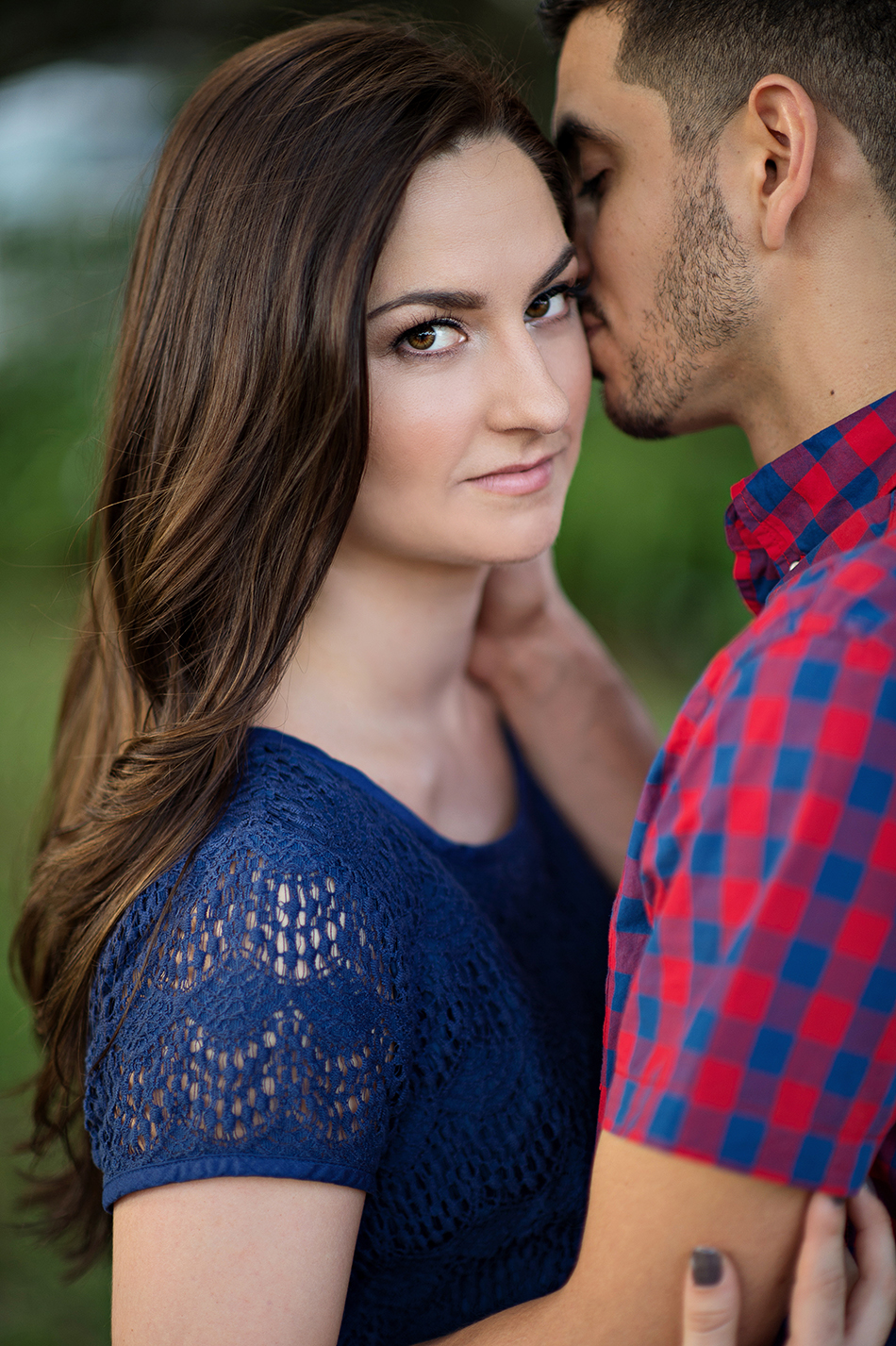 engagement session photo outdoors