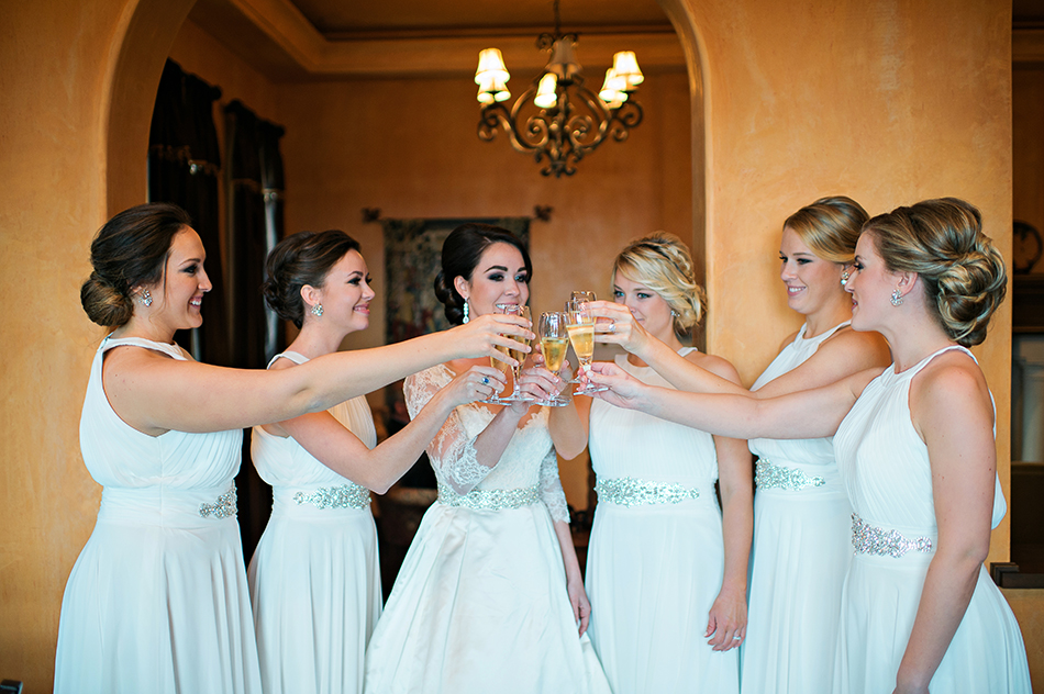 bridesmaid champagne toast