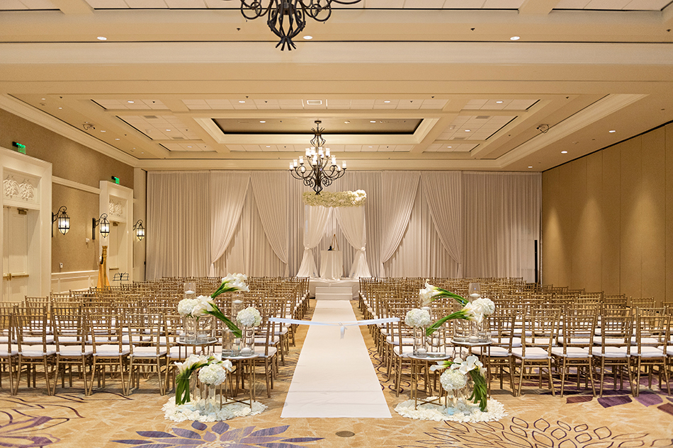 indoor jewish wedding ceremony