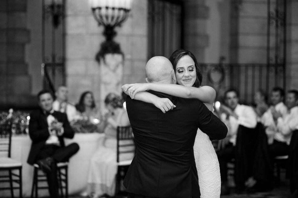 bride dance with her dad