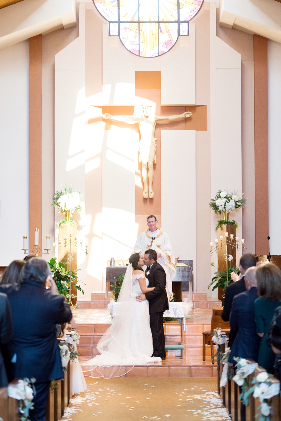 espiritu santo catholic church wedding ceremony