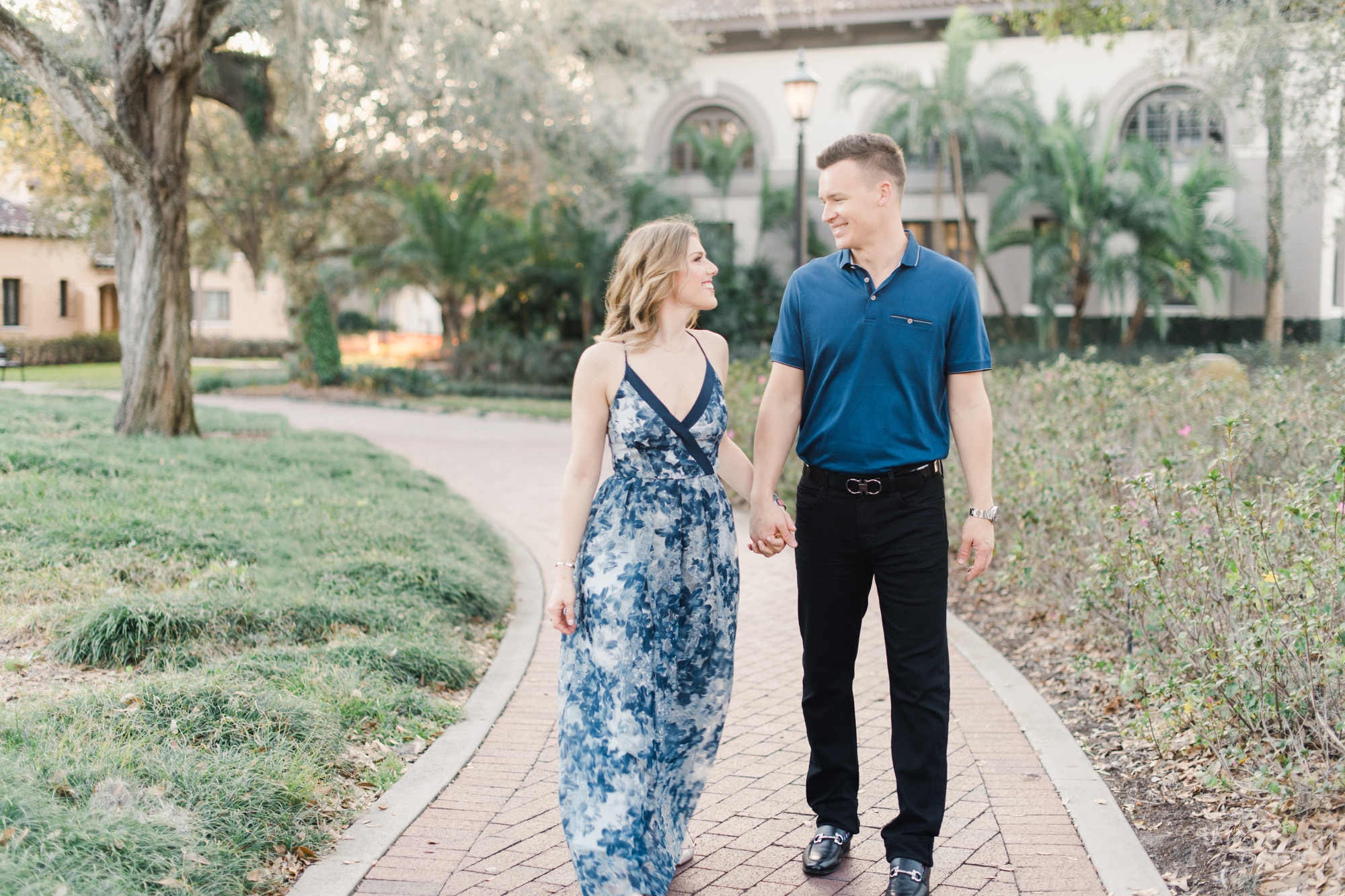 blue outfits for engagement pictures