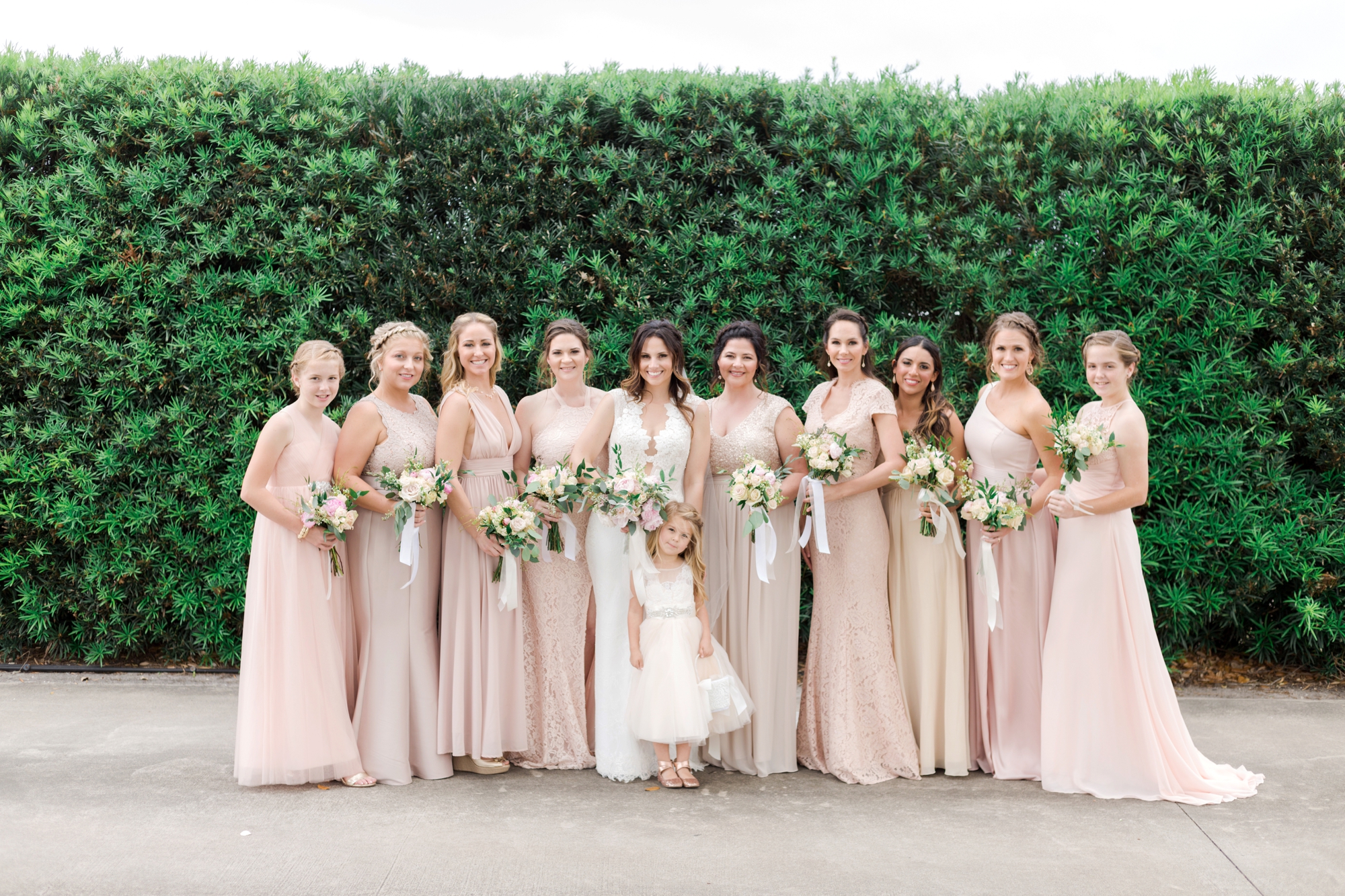 large group of bridesmaids