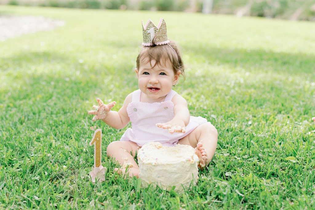 Cake Smash with Grace for her First Year