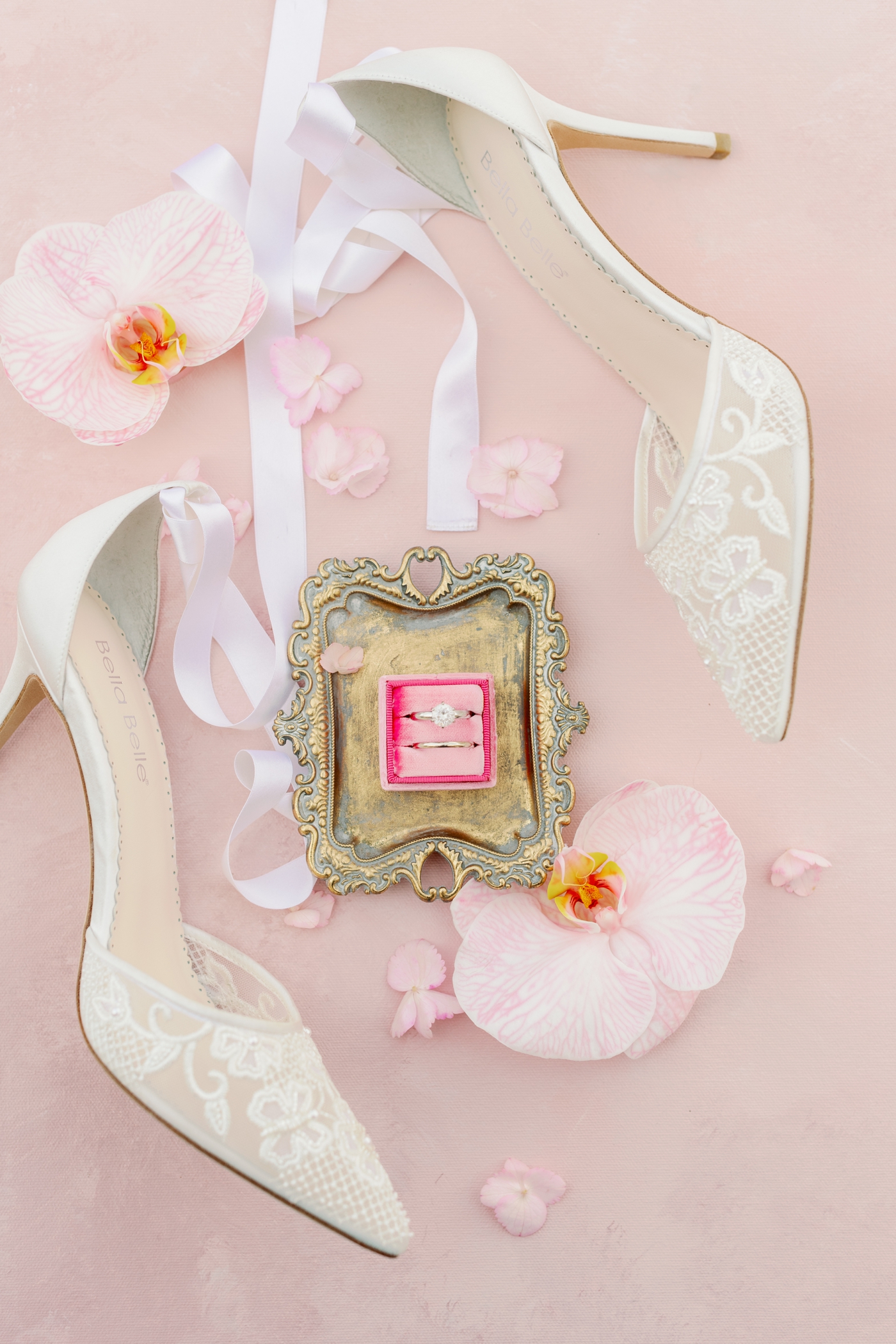 blush wedding inspo photography