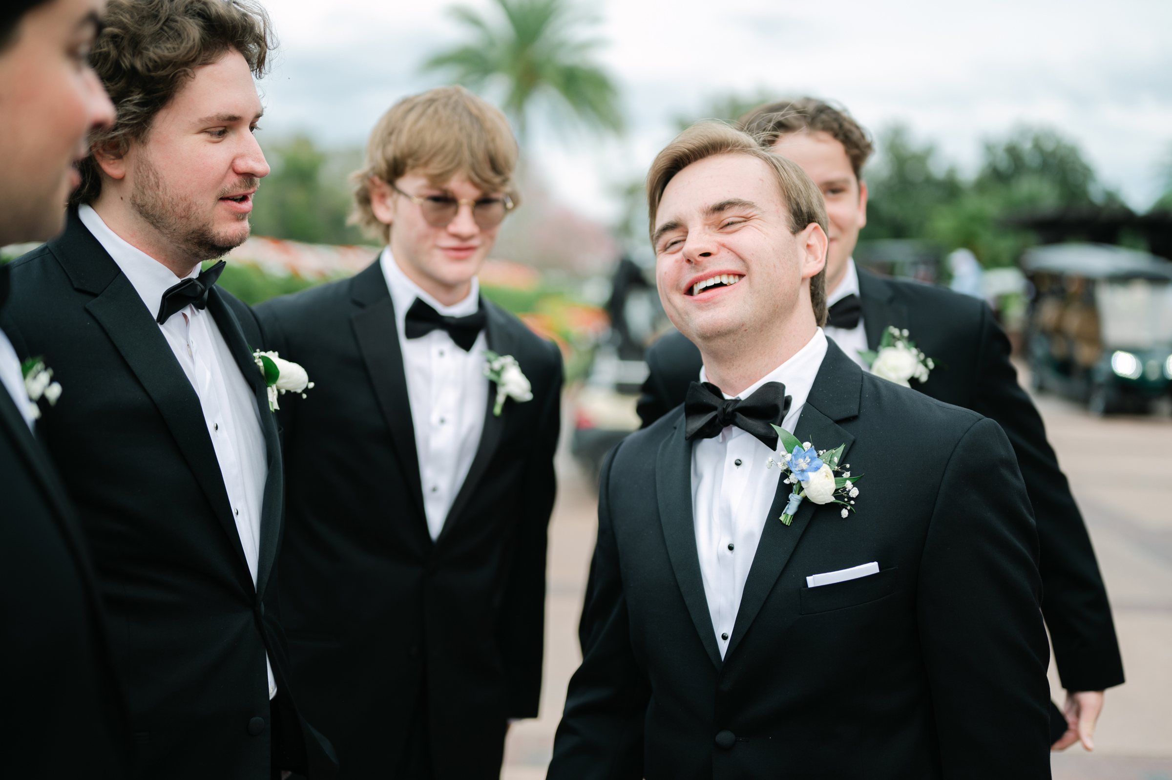 picture of groom with groomsmen