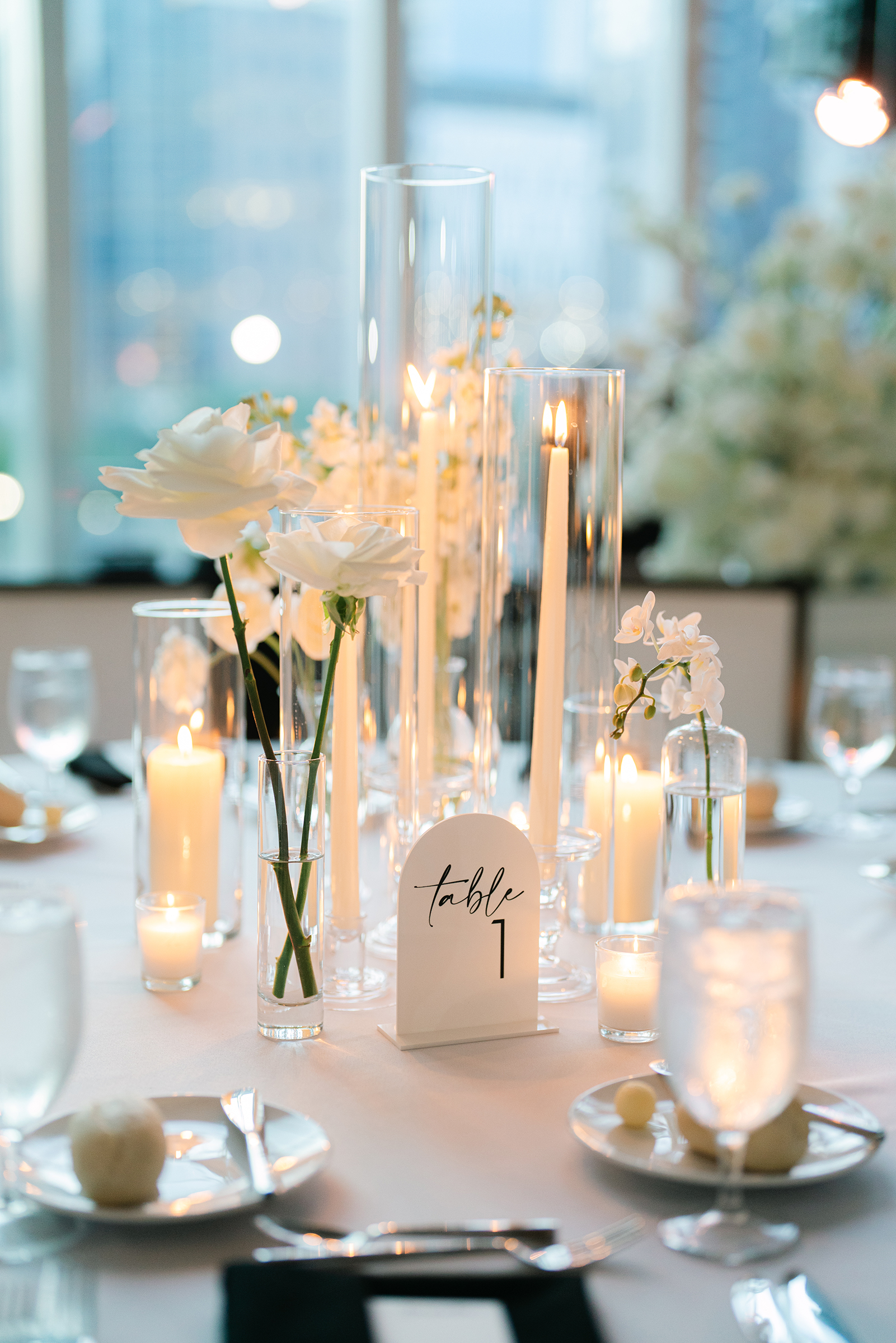 modern wedding style decor
