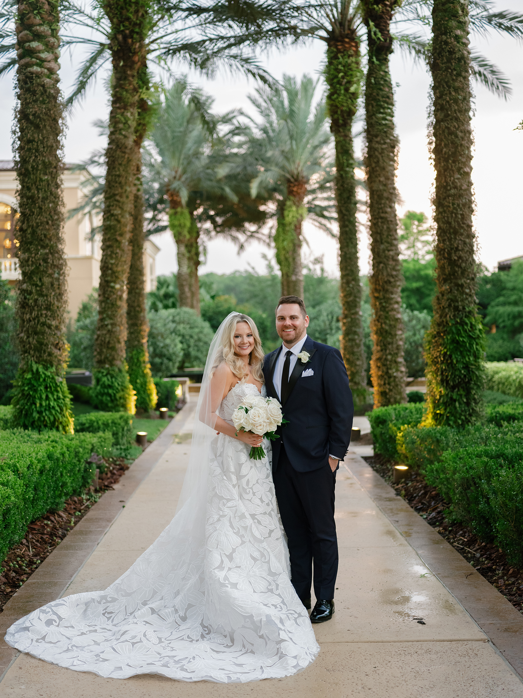 bride and groom inspo portrait