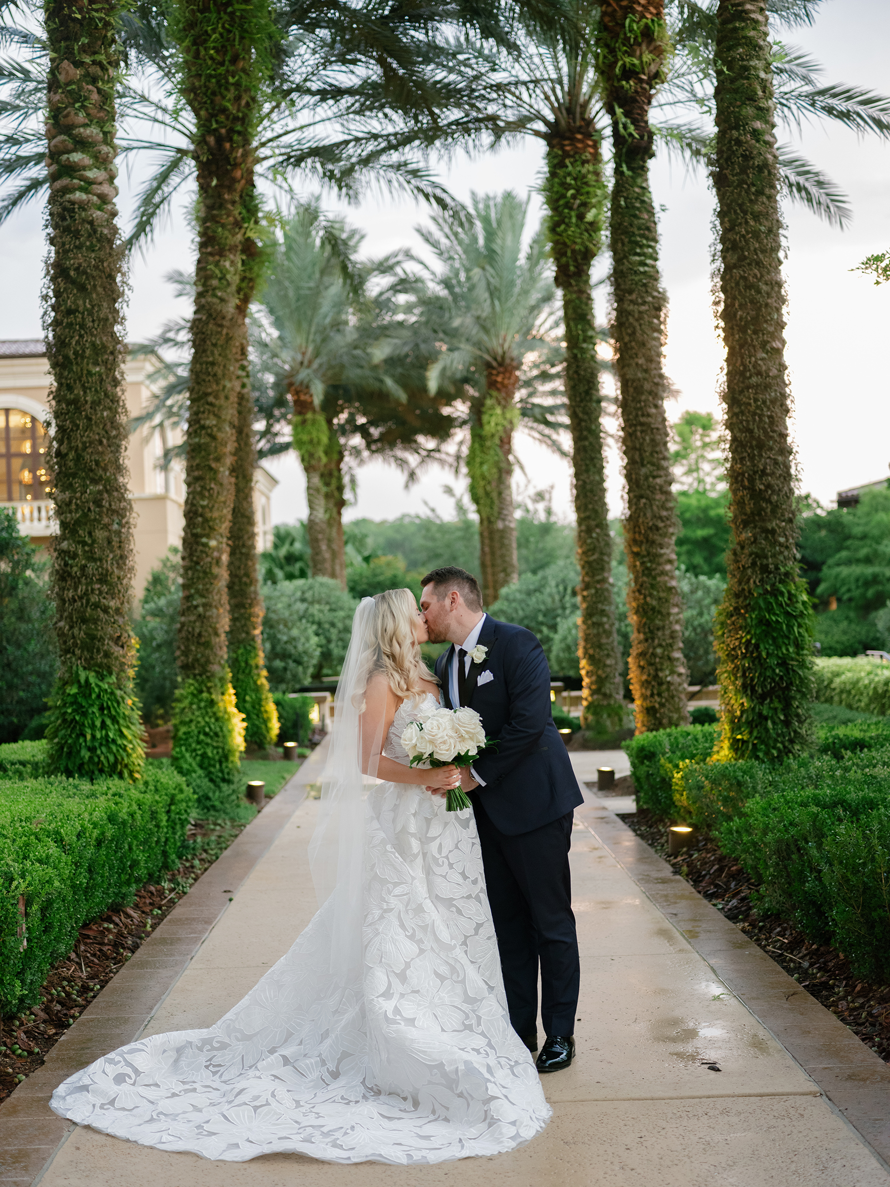 bride and groom inspo portrait