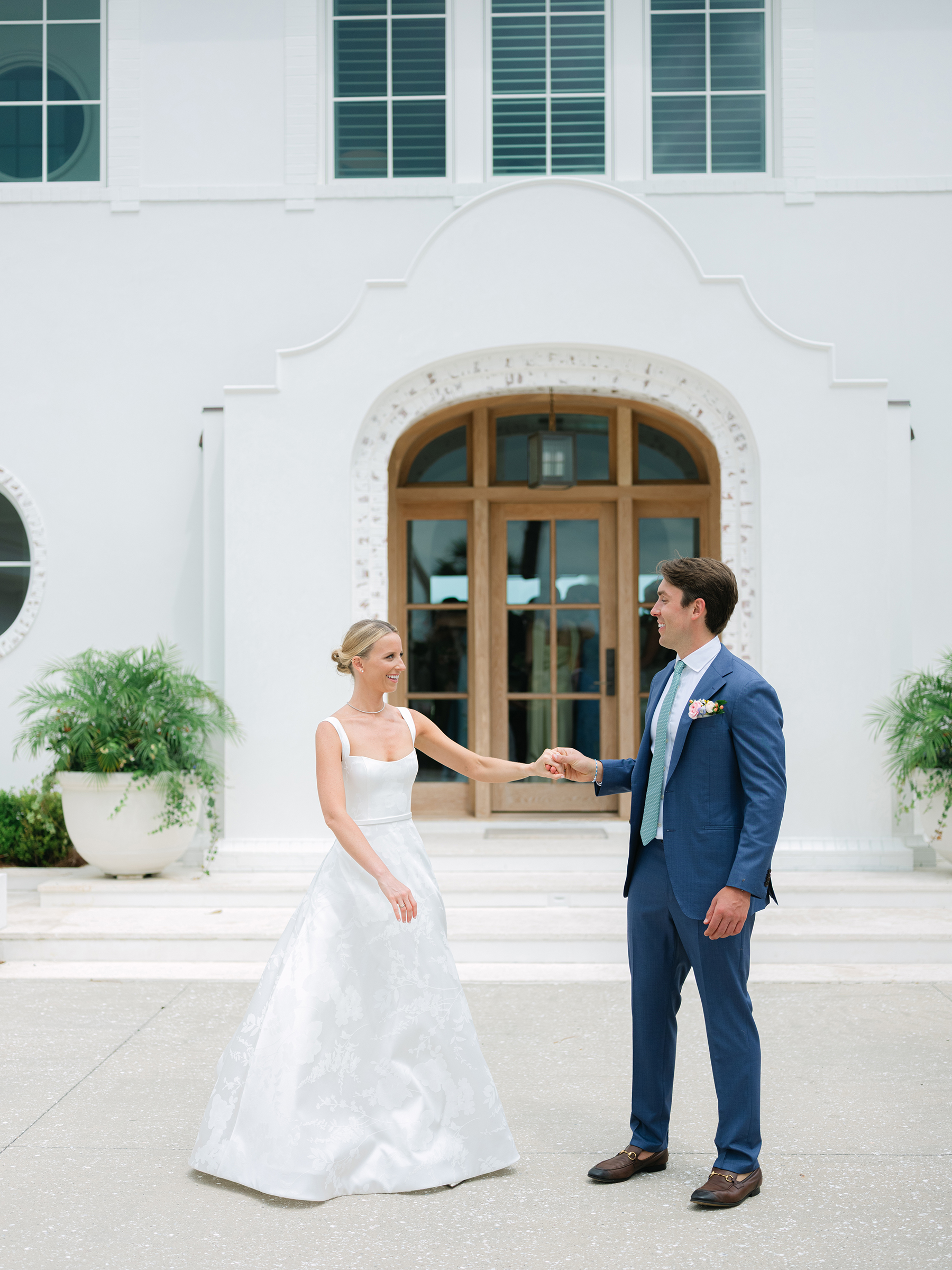 bride and groom inspiration