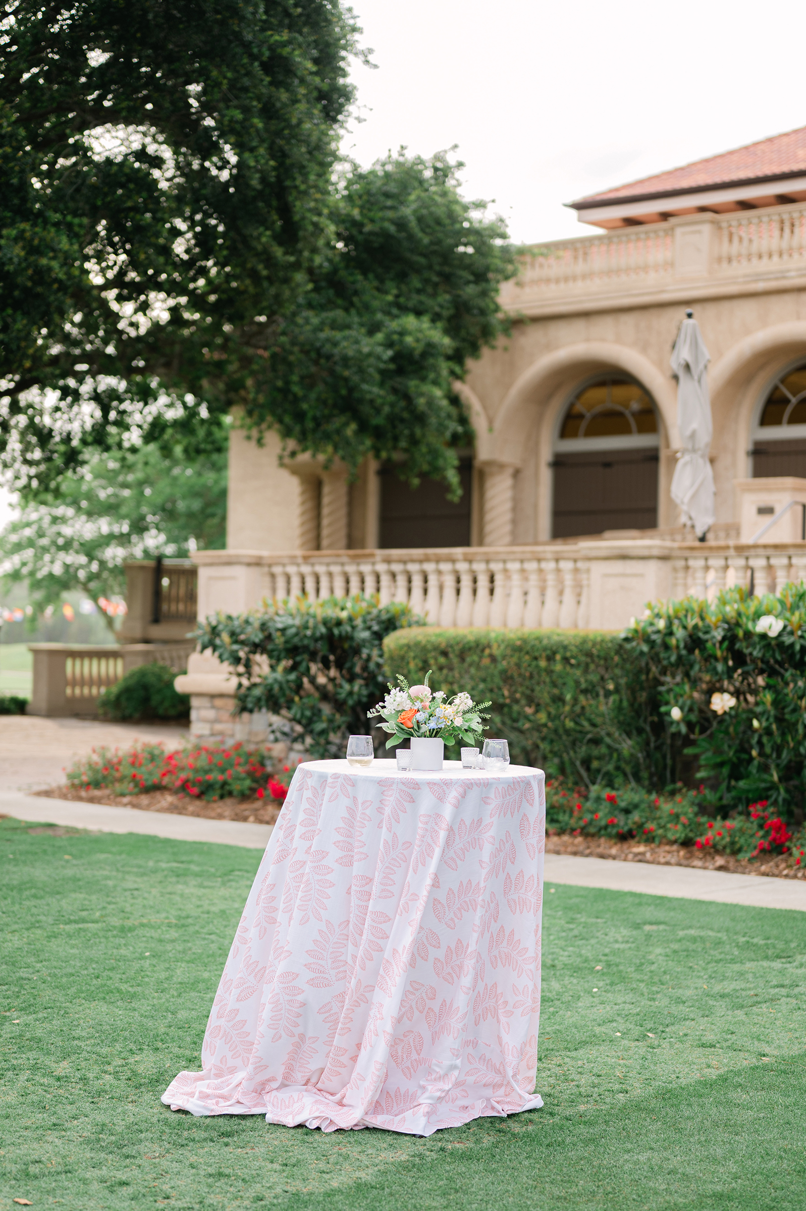 wedding cocktail party decor