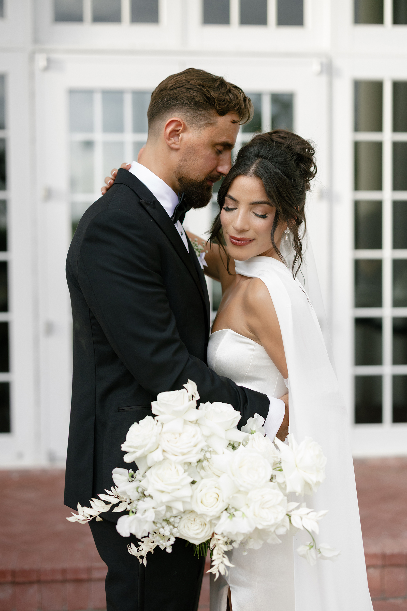 bride and groom portrait inspiration