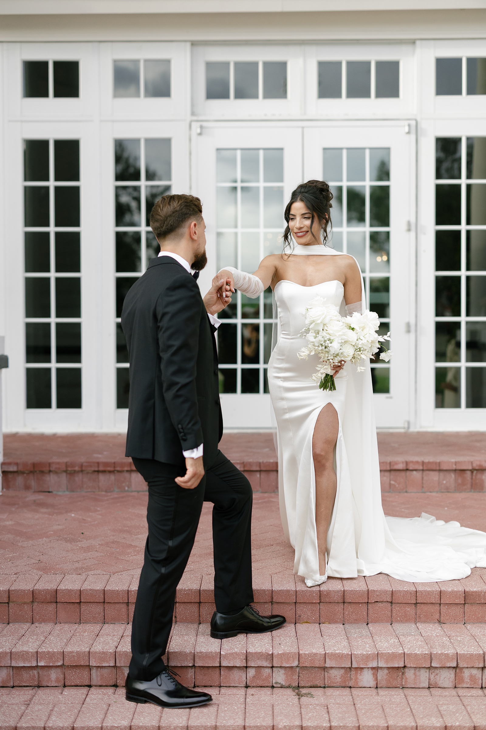 bride and groom portrait inspiration