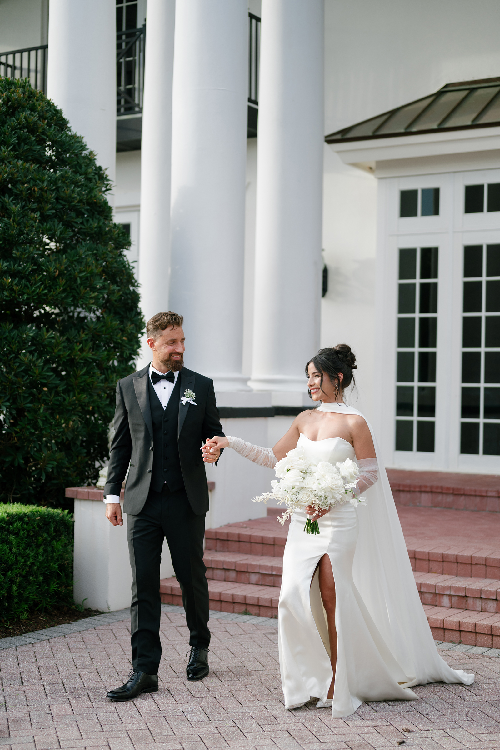 bride and groom portrait inspiration