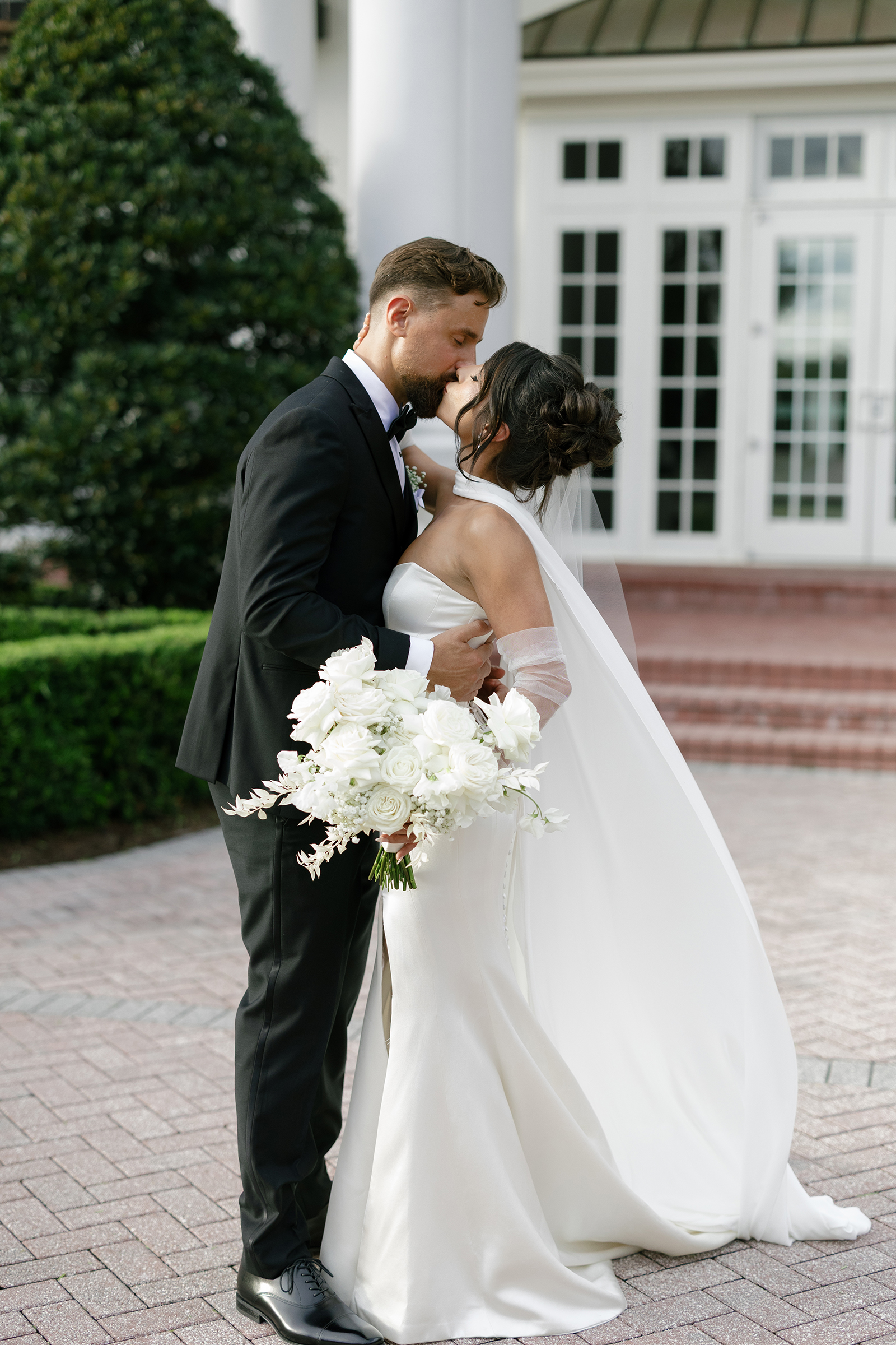 bride and groom portrait inspiration