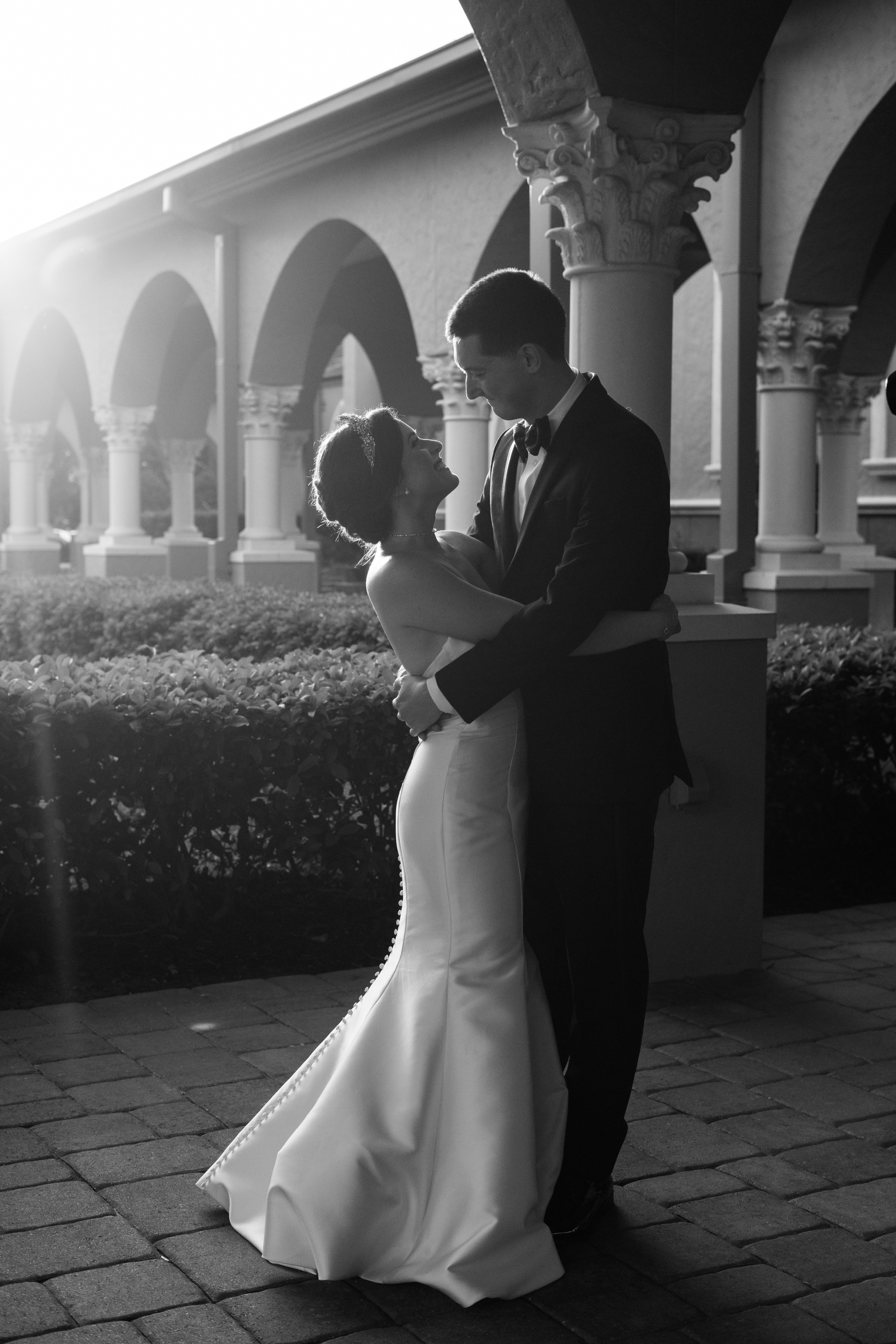 black and white dreamy and elegant wedding pictures