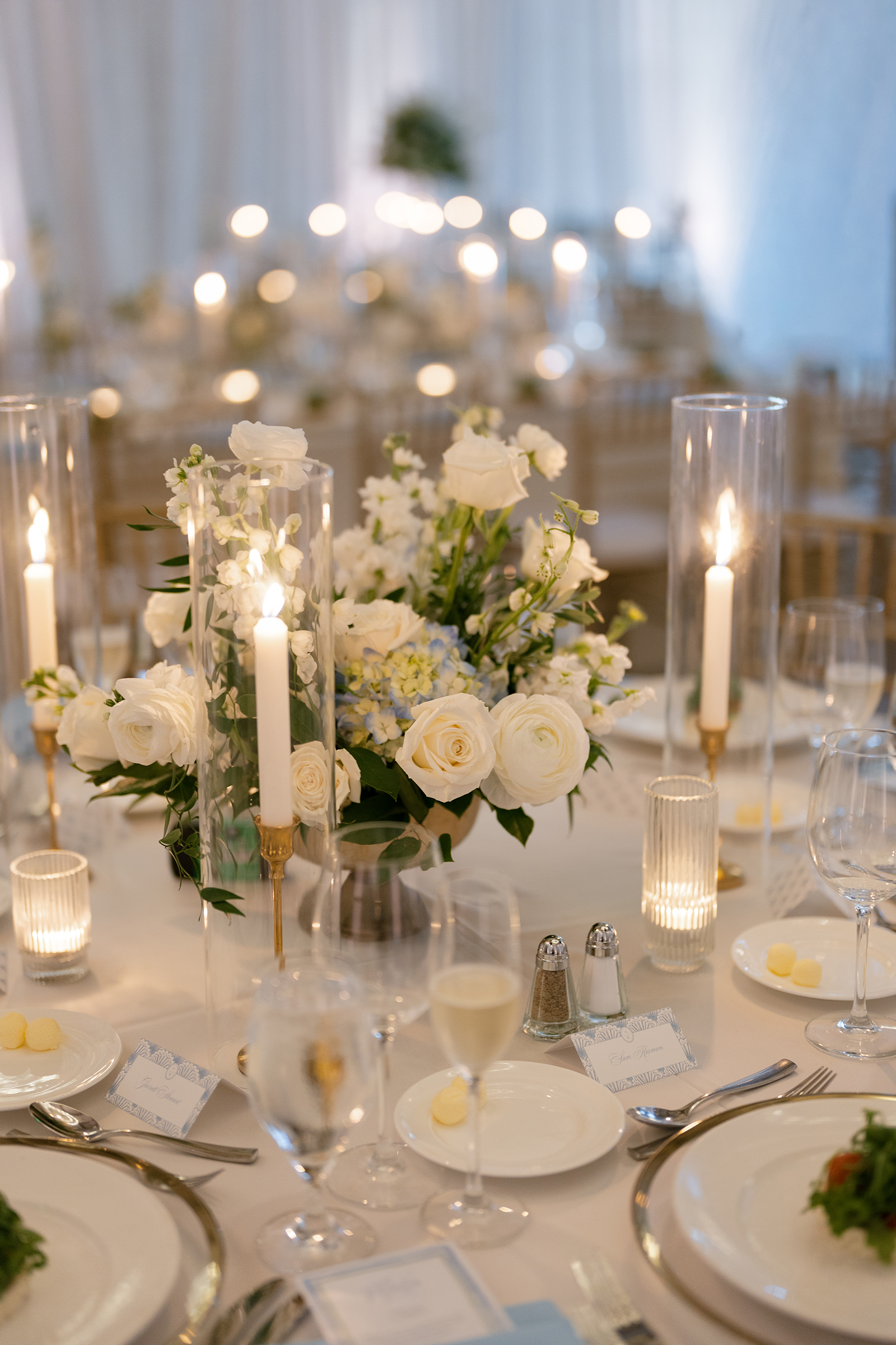 elegant and editorial wedding tablescapes