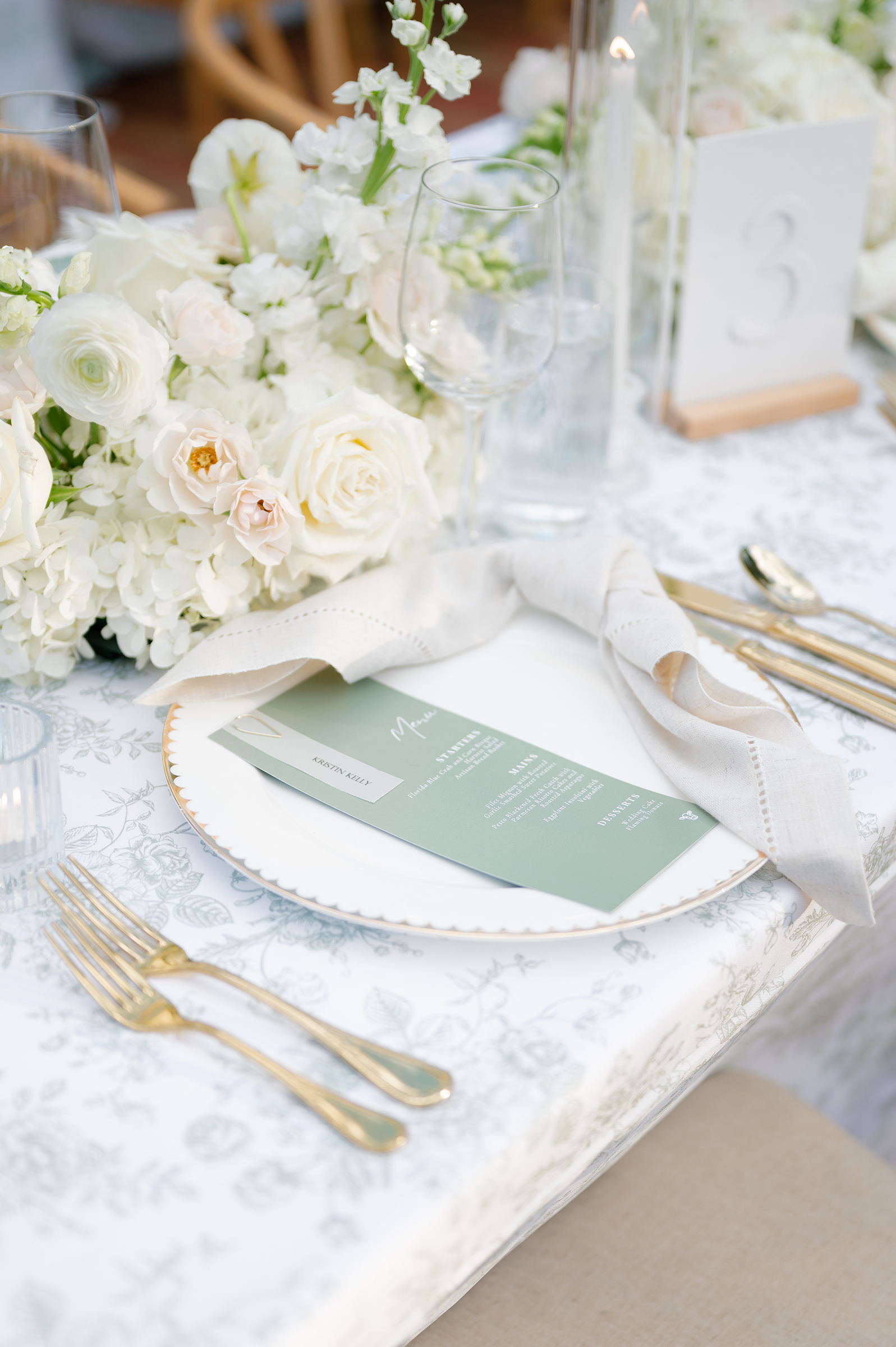 Capen House Wedding in Winter Park with Lakefront Dinner