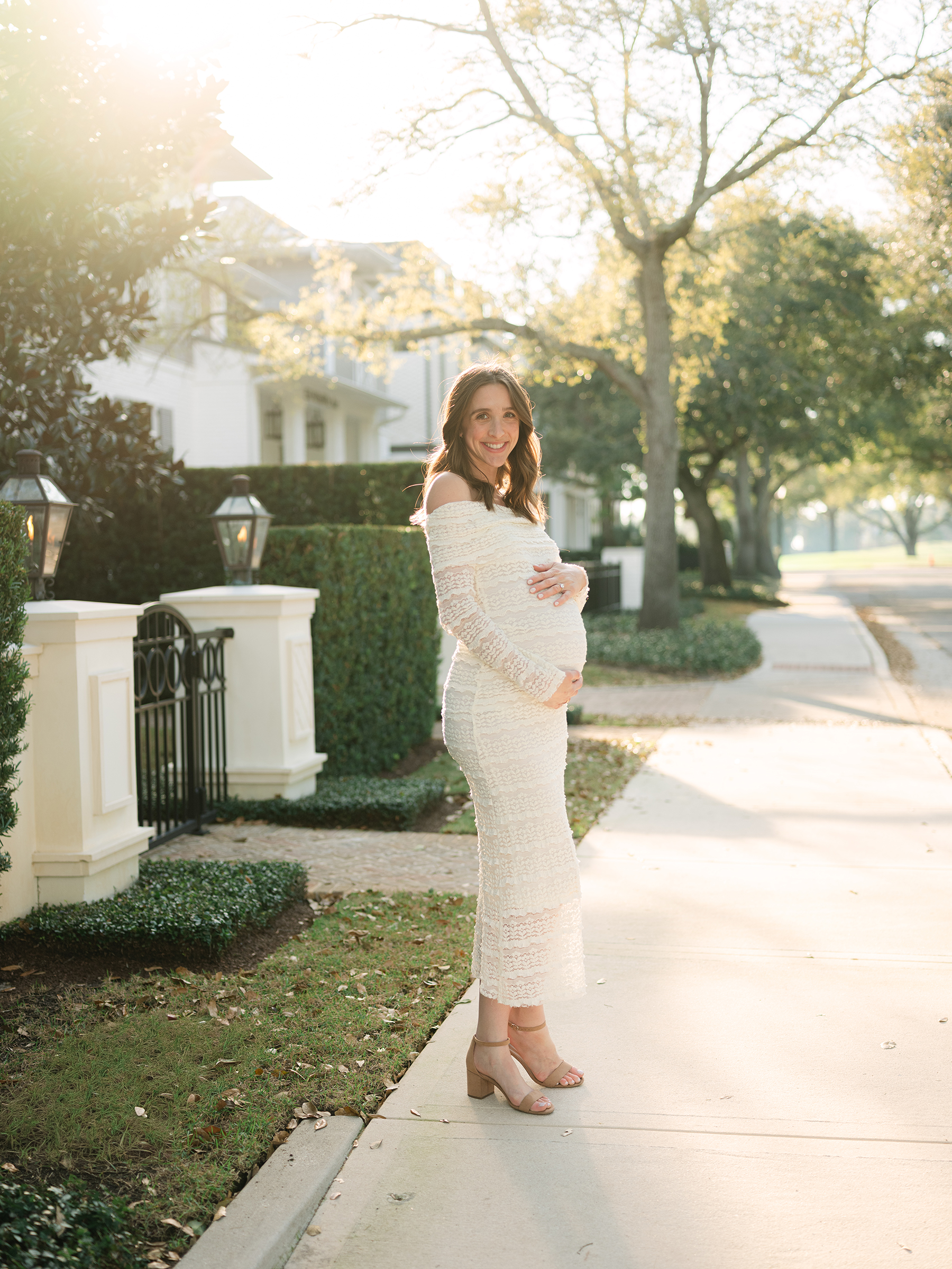 sunlit and bright maternity photo