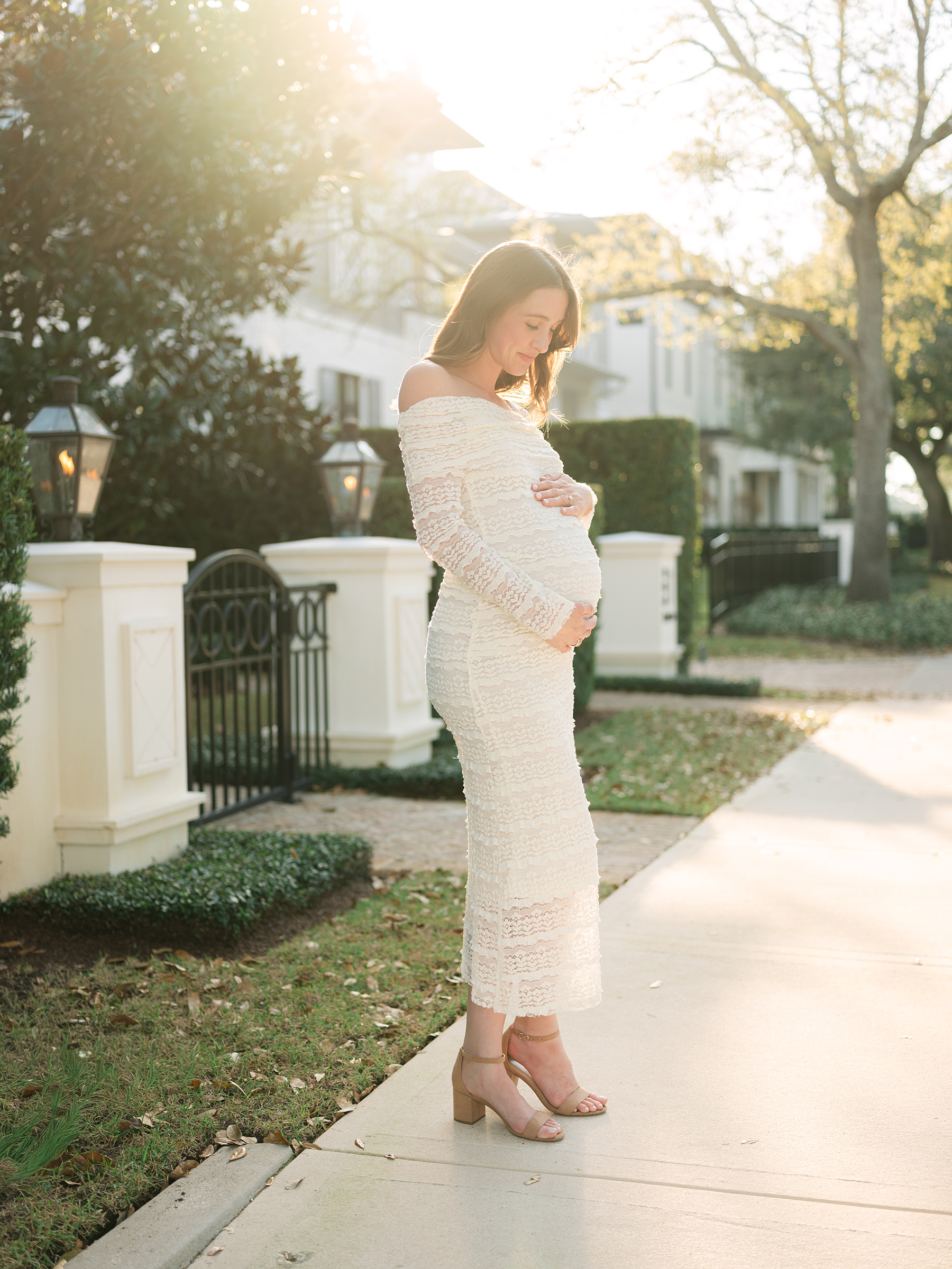 sunlit and bright maternity photo