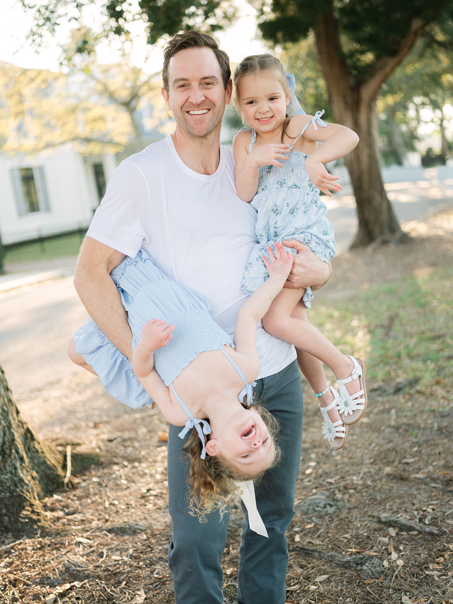 father with daughters