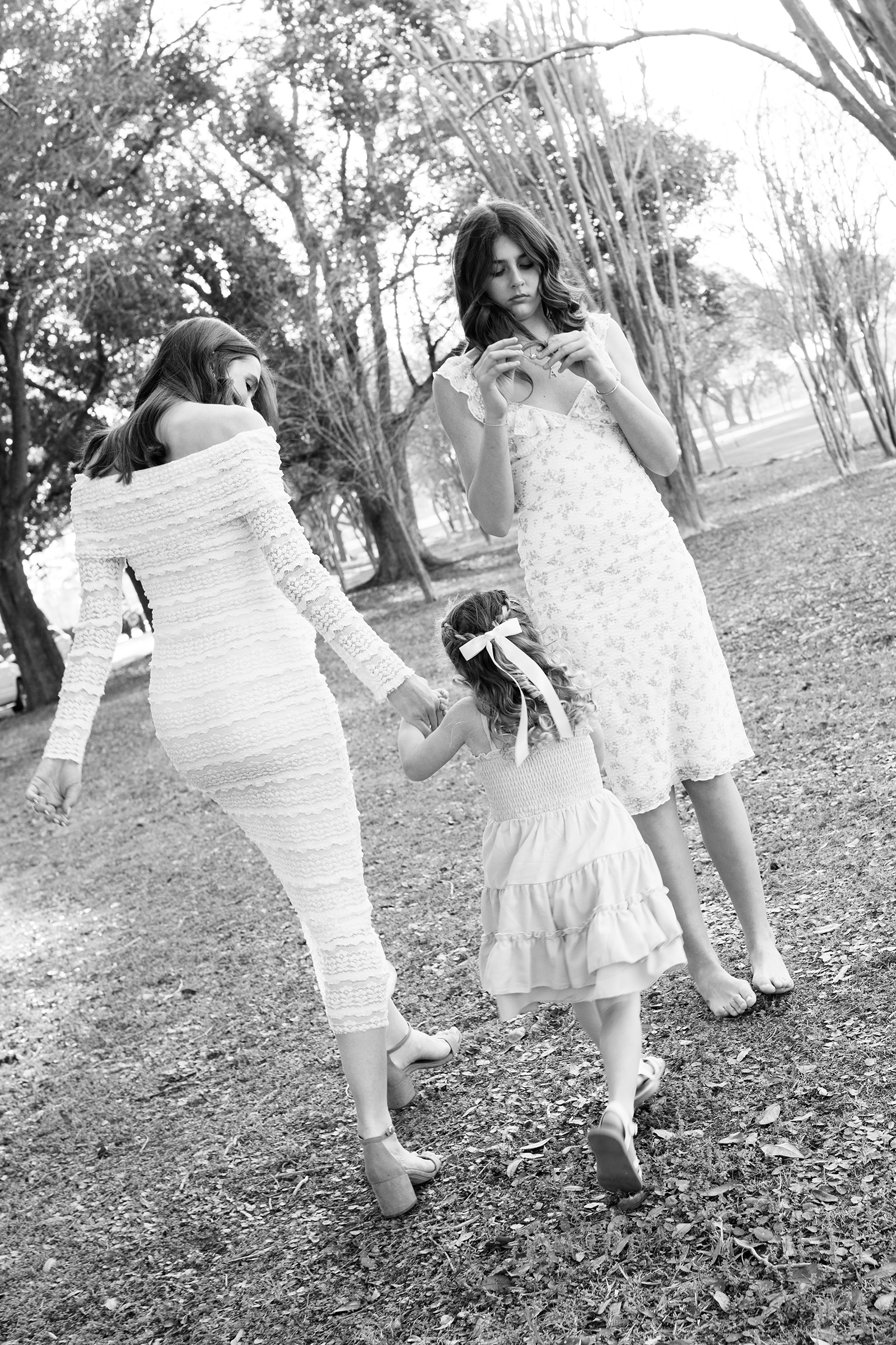 candids from maternity family shot